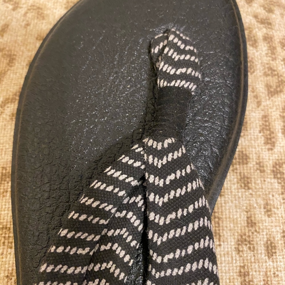 🚫SOLD🚫Sanuk Yoga Sling Sandal - Picture 2 of 3